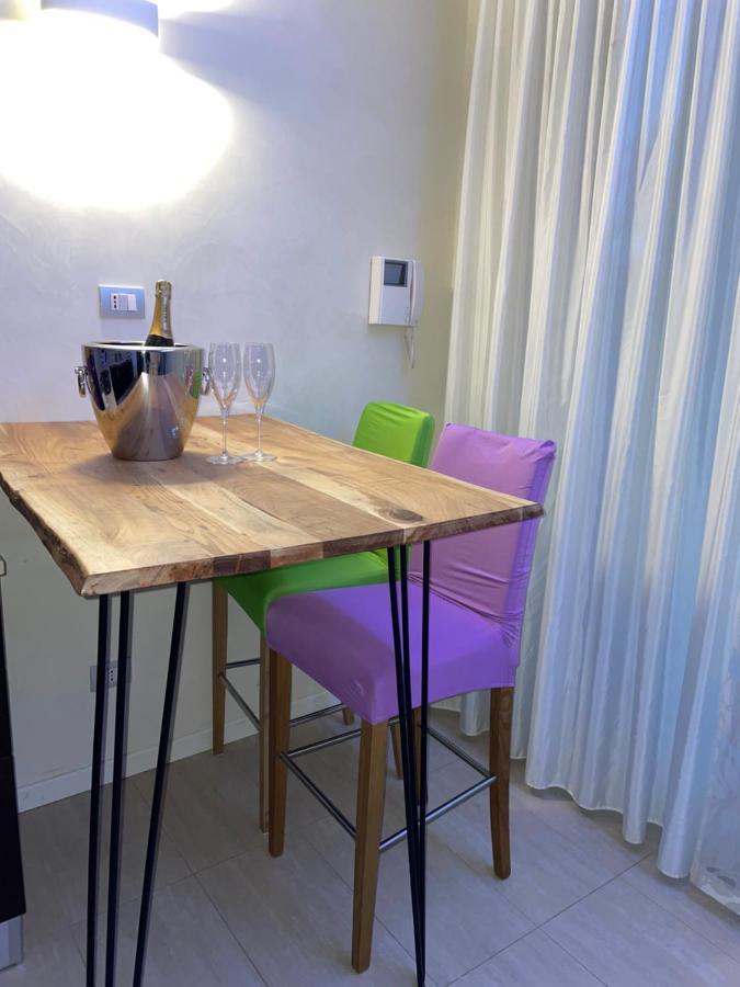 Sirmione Appartement Residenz Cesare Bagian luar foto